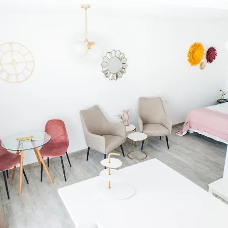 Apartment Chic Studio 