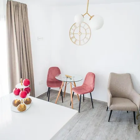 Apartment Chic Studio 